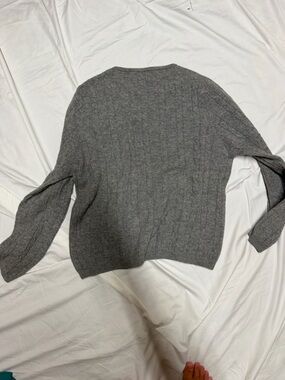 Women's Gray Cable Rib Crew Neck Sweater